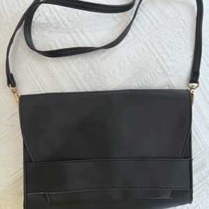 Elegant Black Shoulder Bag
